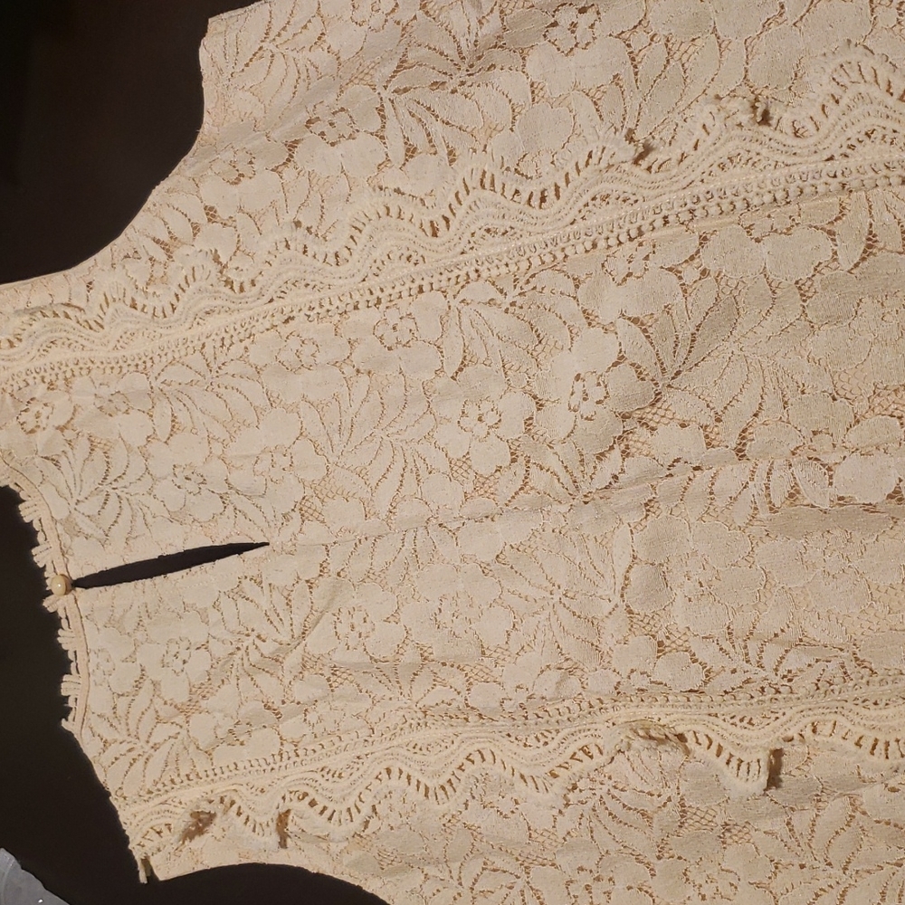🔥New boutique lace tank top - Picture 11 of 11